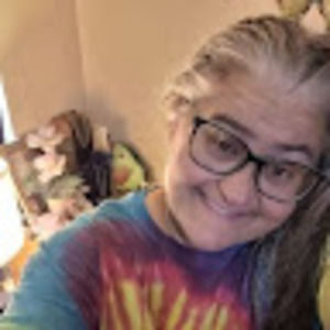 Meet your Posher, Leslie